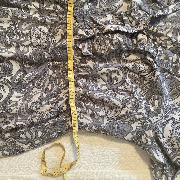 Ruffled Gray Maxi Dress No Tags Measures Size Large Polyester Blend EUC - Picture 8 of 8